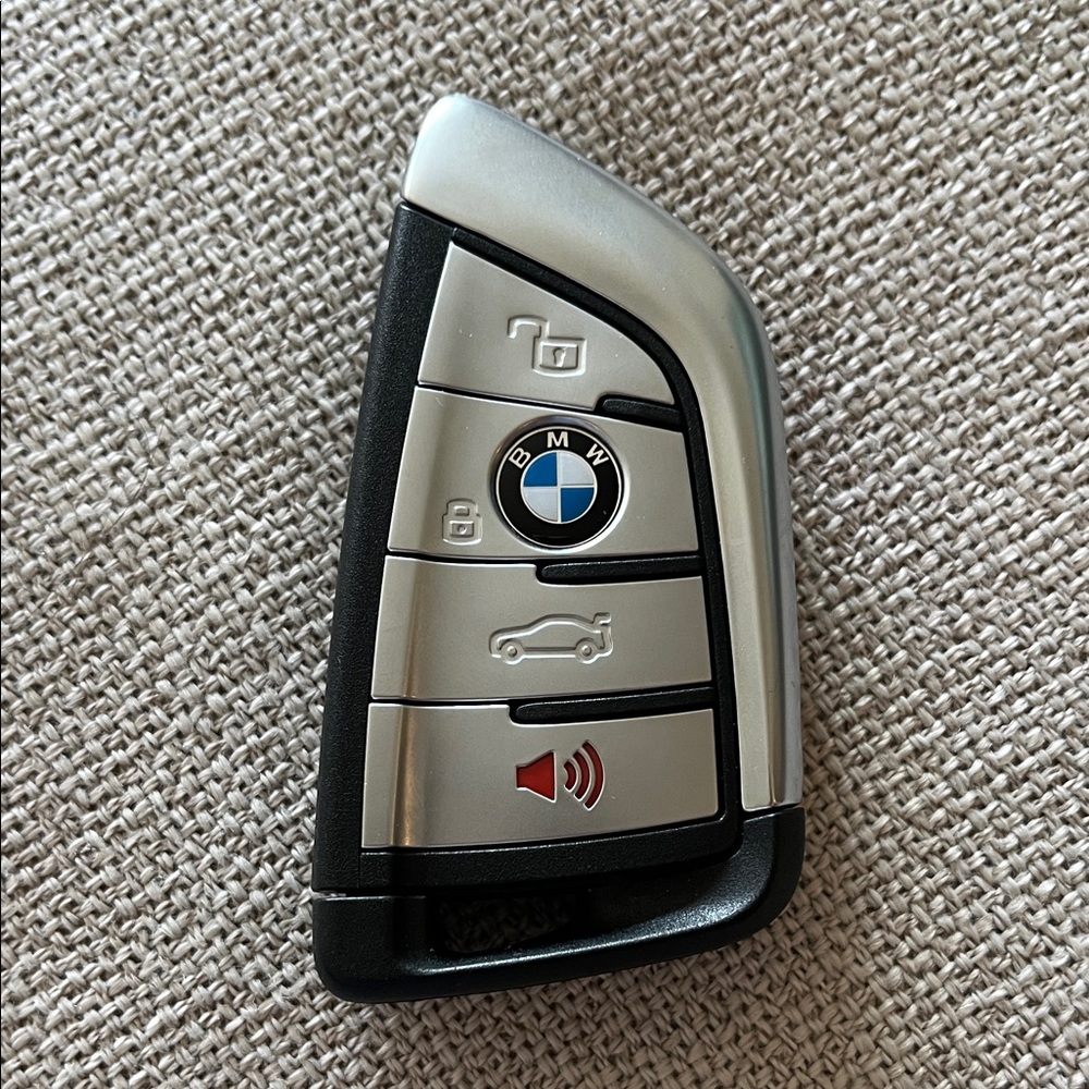 BMW X5 Key fob | only will work for X5s!!